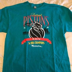 Detroit Pistons shirt